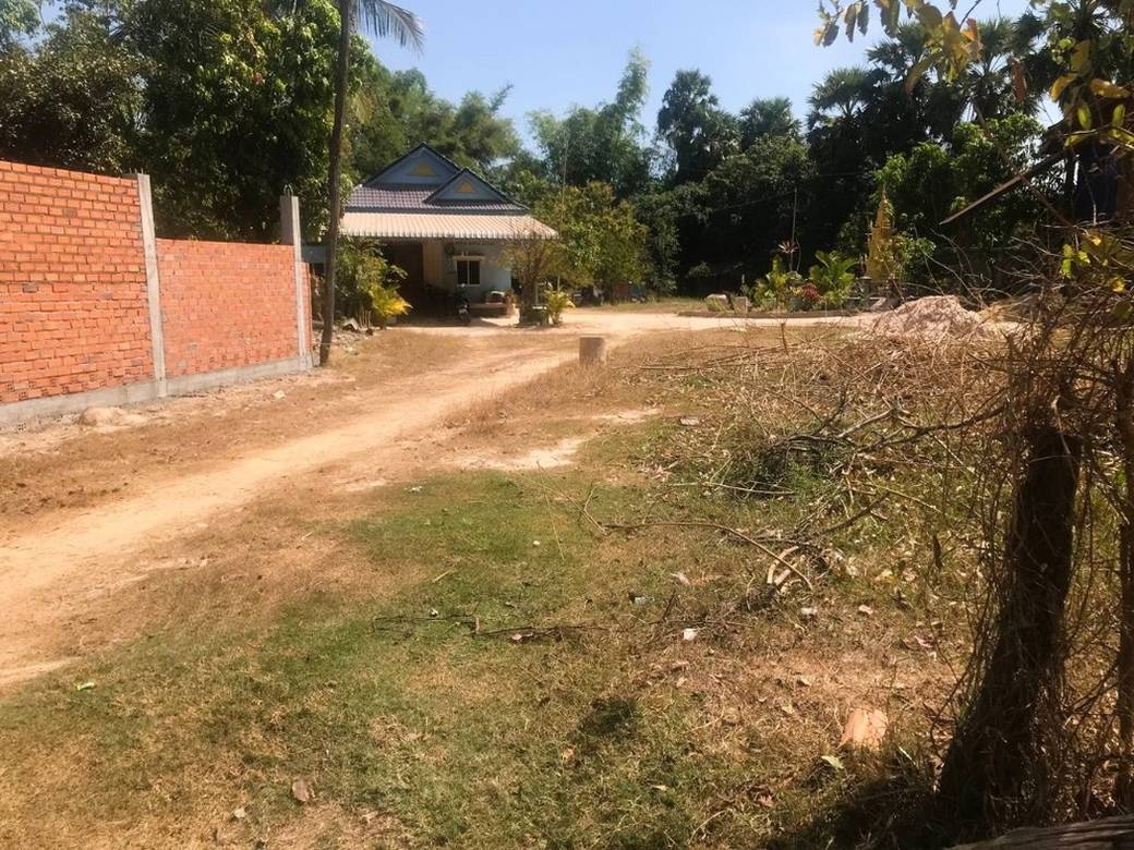 House and lot สำหรับขาย ใน ปนเลย, บาริบูร์, กำปงชนัง
