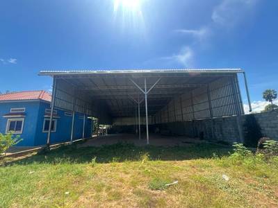 480 sqm Land Size Sklad Na prodej