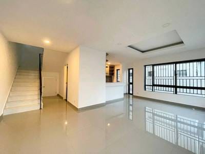 Villa For Sale in Chroy Changvar $340,000