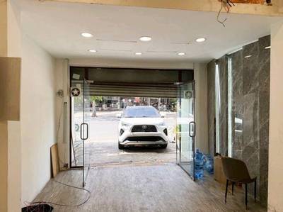 Boeng Keng KangCommercialShophouse出租，价格$1,000