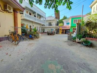 256平方米土地面积的House and lot出售
