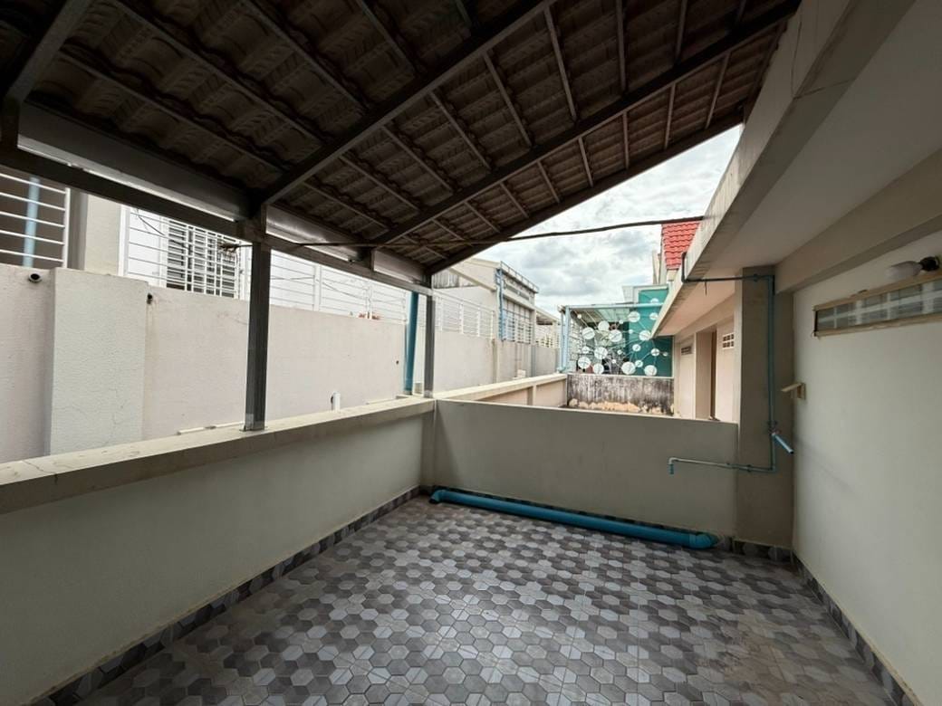 Borey Peng Huoth : The Star Light | $550 Flat House