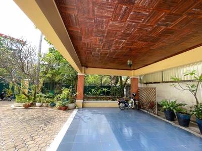 $3,500 Villa