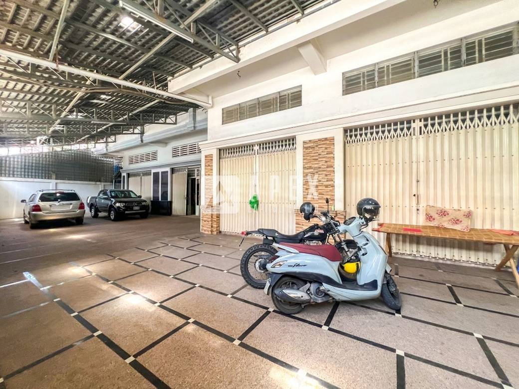 บ้าน ราคา $2,500,000