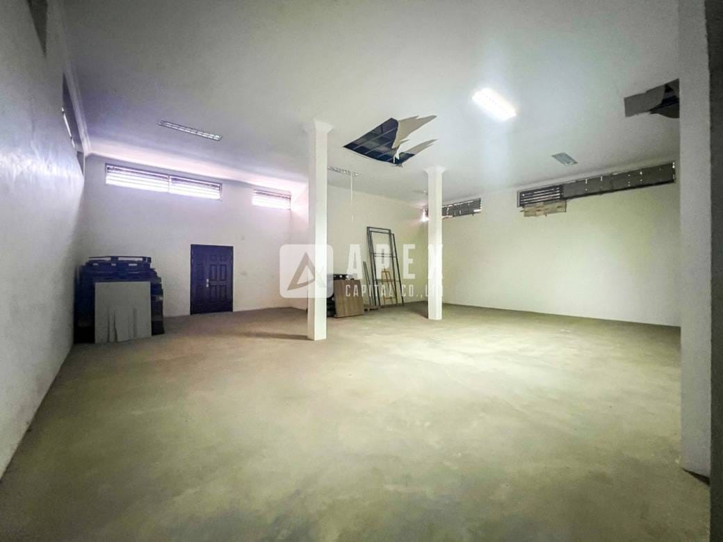 House and lot สำหรับขาย ใน Chamkarmon $2,500,000