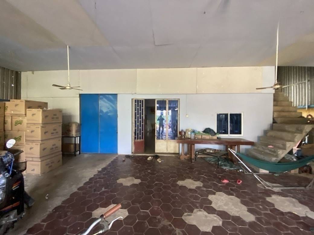401.8 sqm Land Size House and lot Na prodej