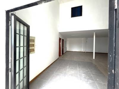 Склад Для Аренды in Daun Penh $1,600