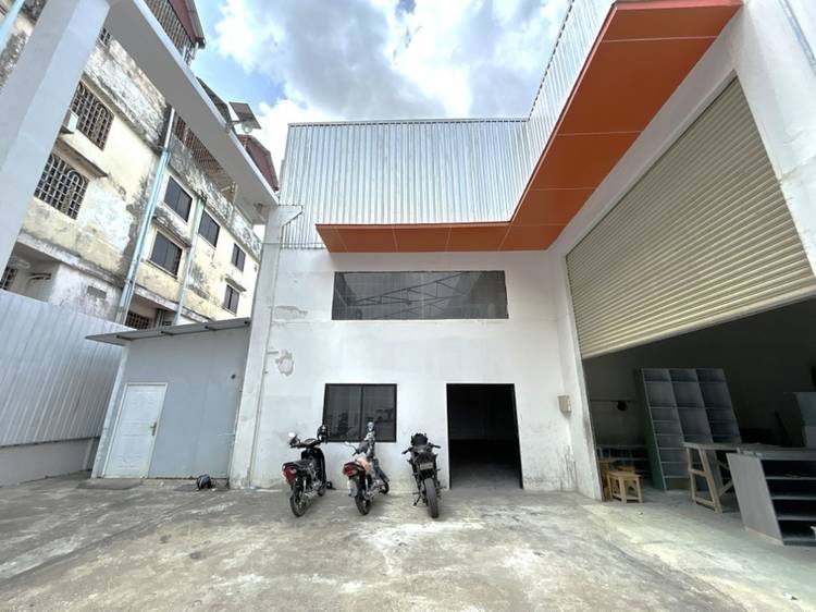 Склад Для Аренды in Srah Chak, Daun Penh, Phnom Penh