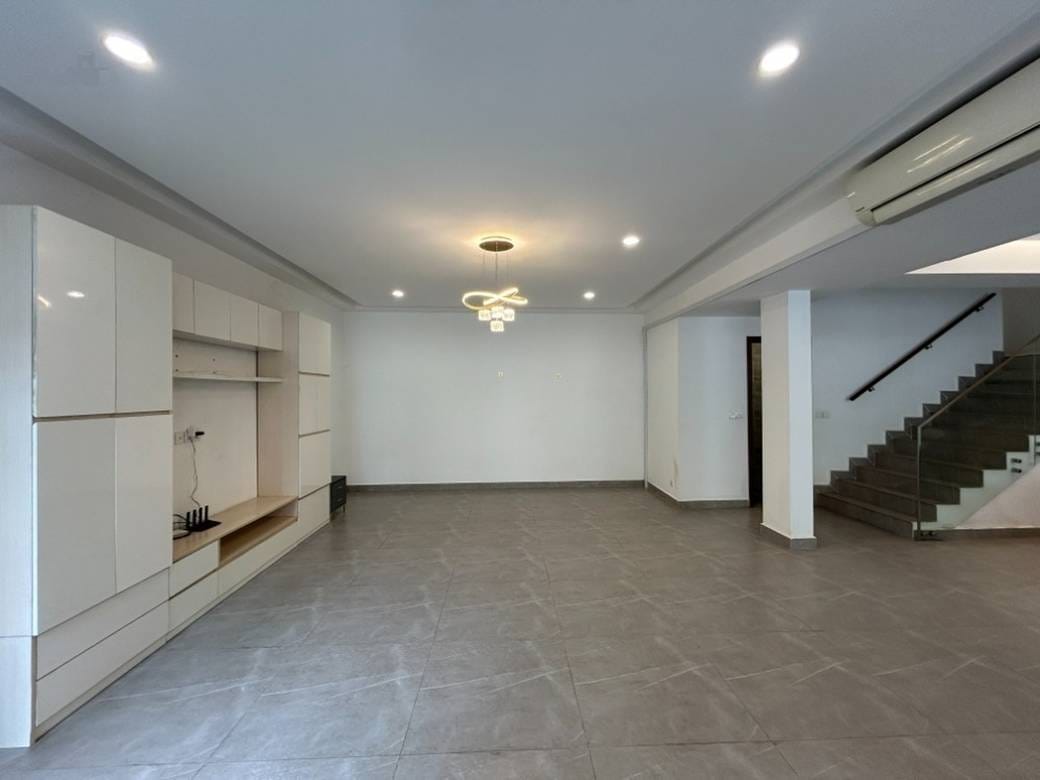 Vila K pronájmu in Chak Angrae Kraom, Meanchey, Phnom Penh
