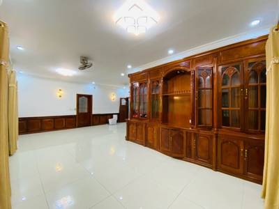 $3,200,000 Villa