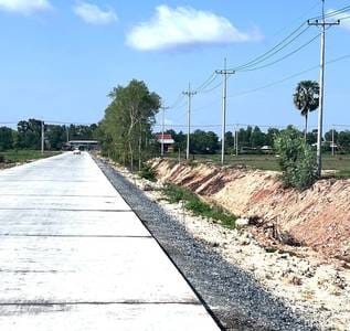 ที่ดิน สำหรับขาย ใน Kandal Stueng $1,000,000