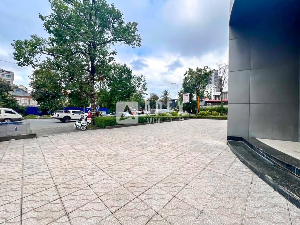 Здание Для Аренды in Toul Kork $12,000