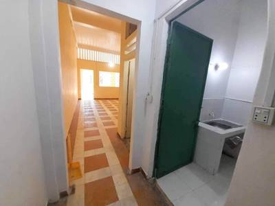Phsar Chas, Daun Penh에 있는 Daun Penh House and lot 매매 $40,000