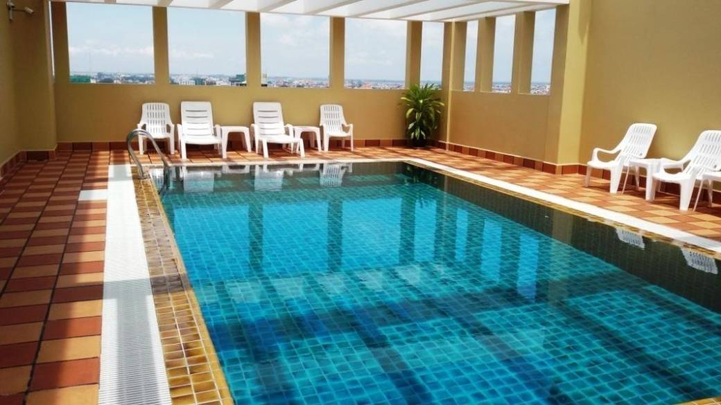 带10个停车位的建筑For Sale & Rent