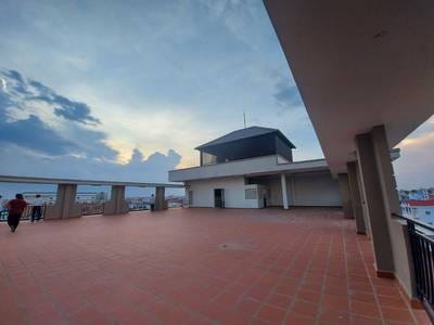 Budova For Sale & Rent with 10 Parking Space