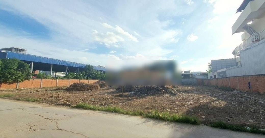 Relief À vendre de 1,200 m² de terrain