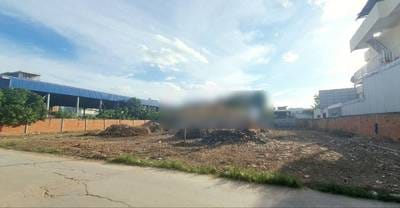 Relief À vendre de 1,200 m² de terrain