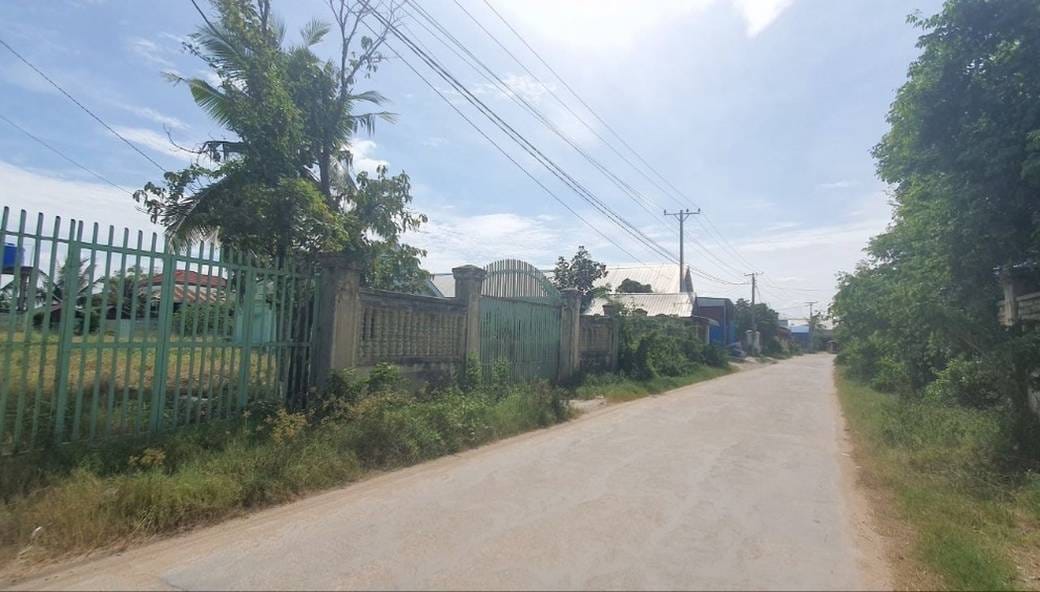Lot À vendre de 1,819 m² de terrain
