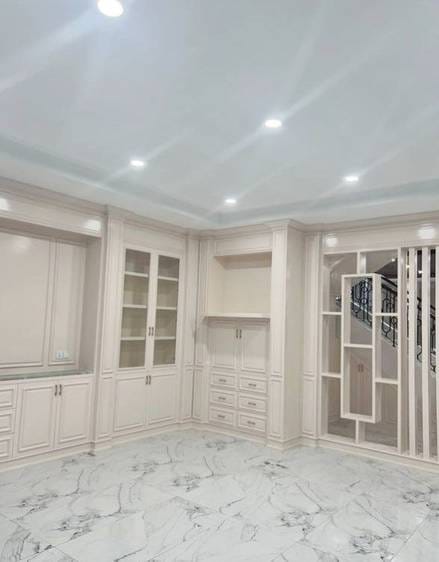 Condo Na wynajem o powierzchni mieszkalnej 480 m² w Toul Kork