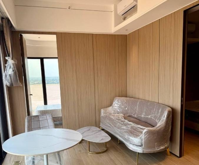 Vue Aston | 2 Bedrooms Condo For Sale & Rent