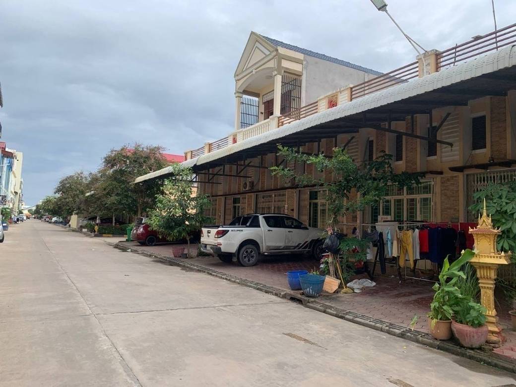排屋出售，位于Trapeang Krasang县, 普森芷区, 金边
