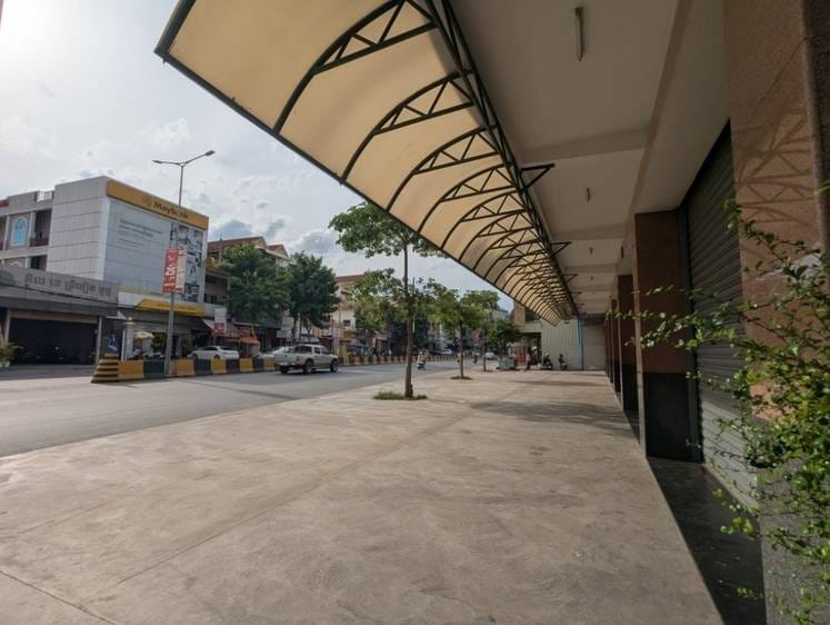 2,300 sqm Living Size Здание Для Аренды in Toul Kork