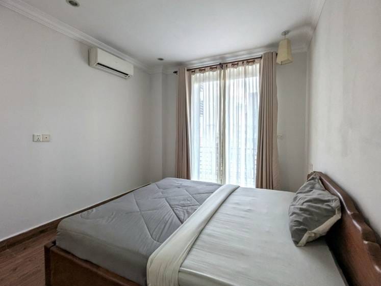 2 Bedrooms Apartment For Rent