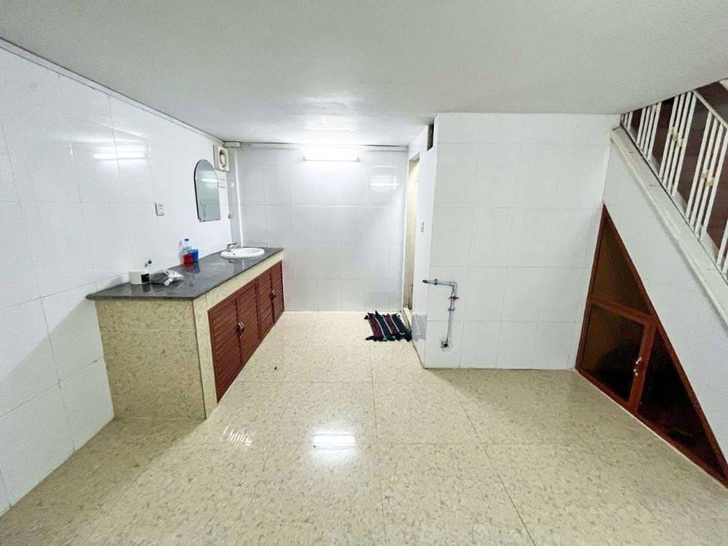 Chamkarmon店屋出租，价格$800