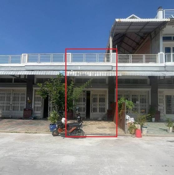 ลิงก์เฮ้าส์ สำหรับขาย ใน Ta Khmao, Ta Khmau, Kandal