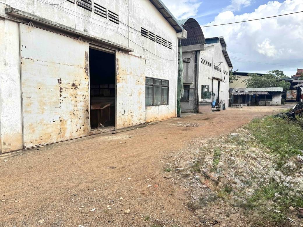 Relief À vendre à Angk Snuol $3,230,000