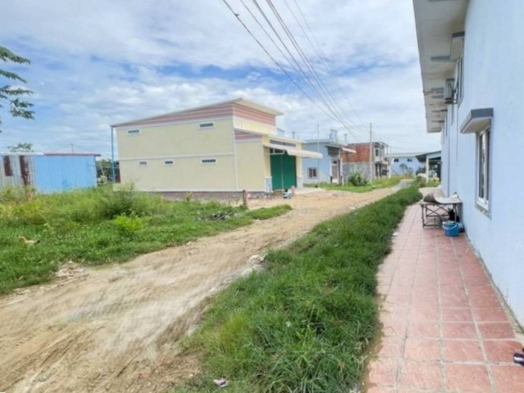 Flat House For Sale in Krang Mkak, Angk Snuol, Kandal