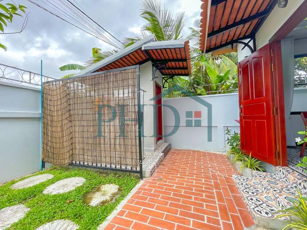 210 sqm Land Size Villa For Rent