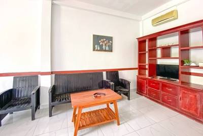 Apartment For Rent in Wat Phnom, Daun Penh, Phnom Penh
