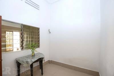 Смежный дом Для Аренды in Boeng Keng Kang $400