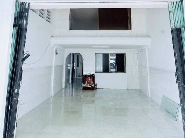 Olympic, Boeng Keng Kang, Phnom Penh的CommercialShophouse出租