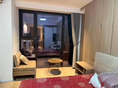 Vue Aston | Studio K pronájmu in Chbar Ampov $450