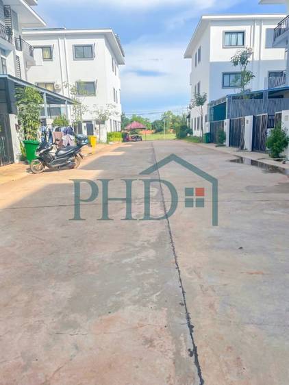 $350 联排住宅