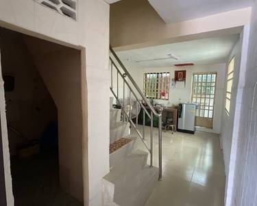 Dom szeregowy Na sprzedaż o powierzchni mieszkalnej 140 m² w Por Sen Chey