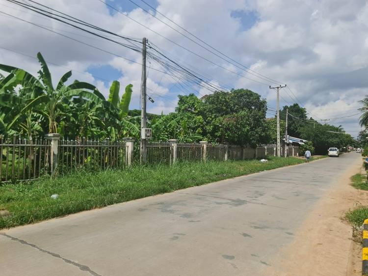 Land For Sale in Kampong Samnanh, Ta Khmau, Kandal