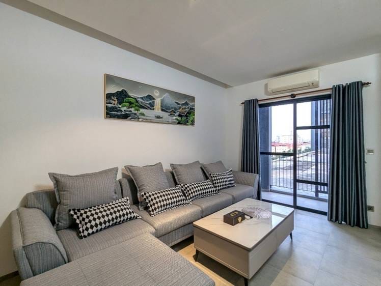 Urban Loft | Zařízeno Condo K pronájmu