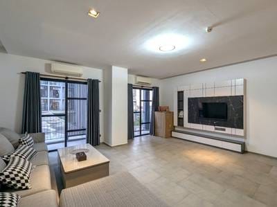 Urban Loft | Condo K pronájmu in Phnom Penh Thmey, Sen Sok, Phnom Penh