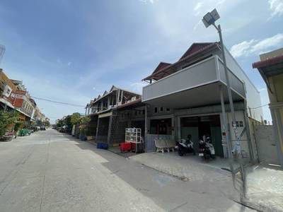 76 sqm Land Size Řadový dům Na prodej