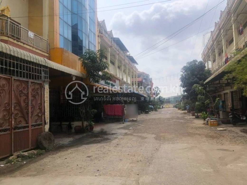 Link House For Sale in Chaom Chau 3, Por Sen Chey, Phnom Penh
