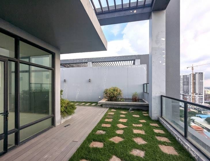 Urban Loft | 已装修顶层公寓出租
