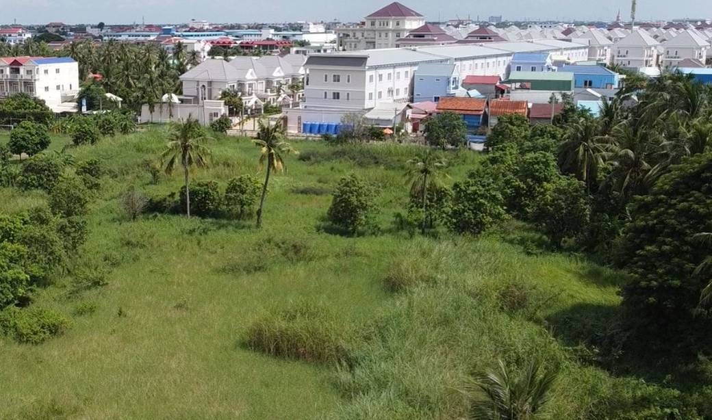 Kampong Samnanh Działka Na sprzedaż w Kampong Samnanh
