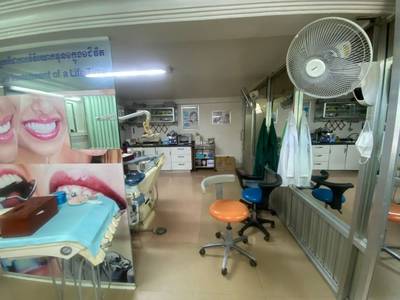 Dom z lokalem handlowym Na sprzedaż o powierzchni mieszkalnej 291.6 m² w Toul Kork