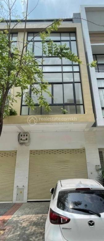 Borey Peng Huoth: The Star Platinum Polaris​ II | 79.8平方米土地面积的店屋出售