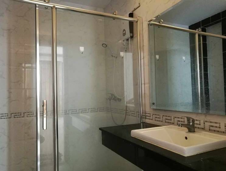 $1,200 Villa