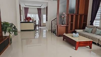Villa For Rent in Phnom Penh Thmey, Sen Sok, Phnom Penh