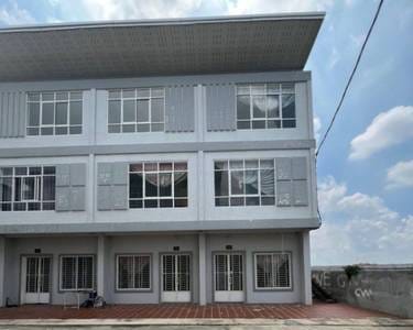 150 sqm Living Size Flat House For Sale in Por Sen Chey
